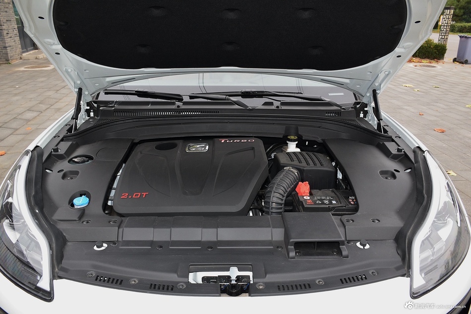 2016款众泰SR9 2.0T自动极致之梦版