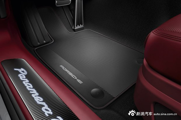 一抹胭脂红 新Panamera Exclusive官图