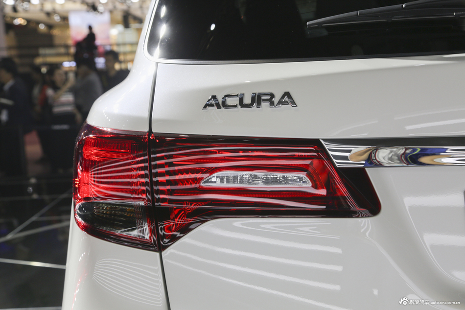 讴歌新款MDX混动版