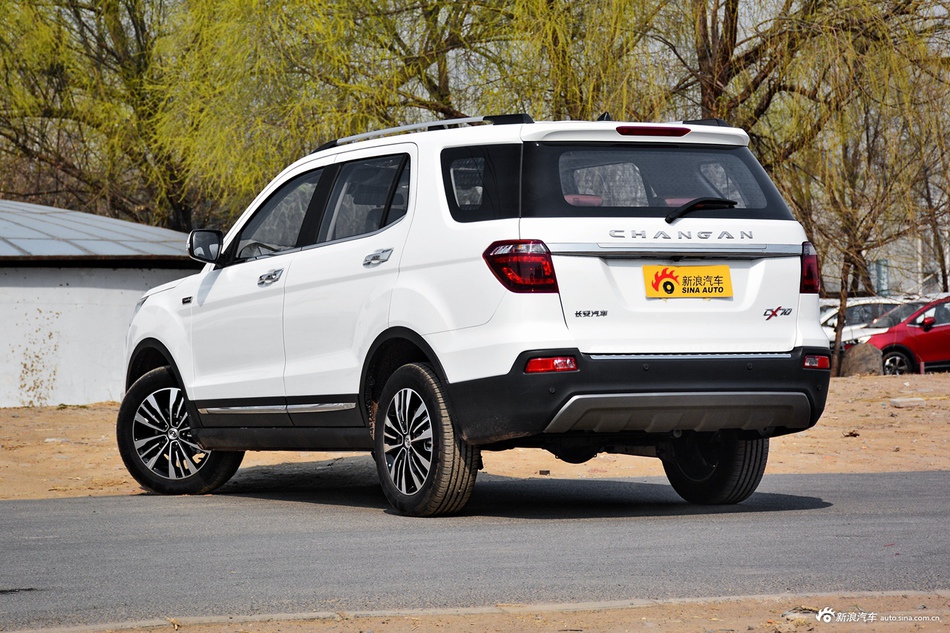 长安cx70官降最高1万 售5.99万-7.69万元