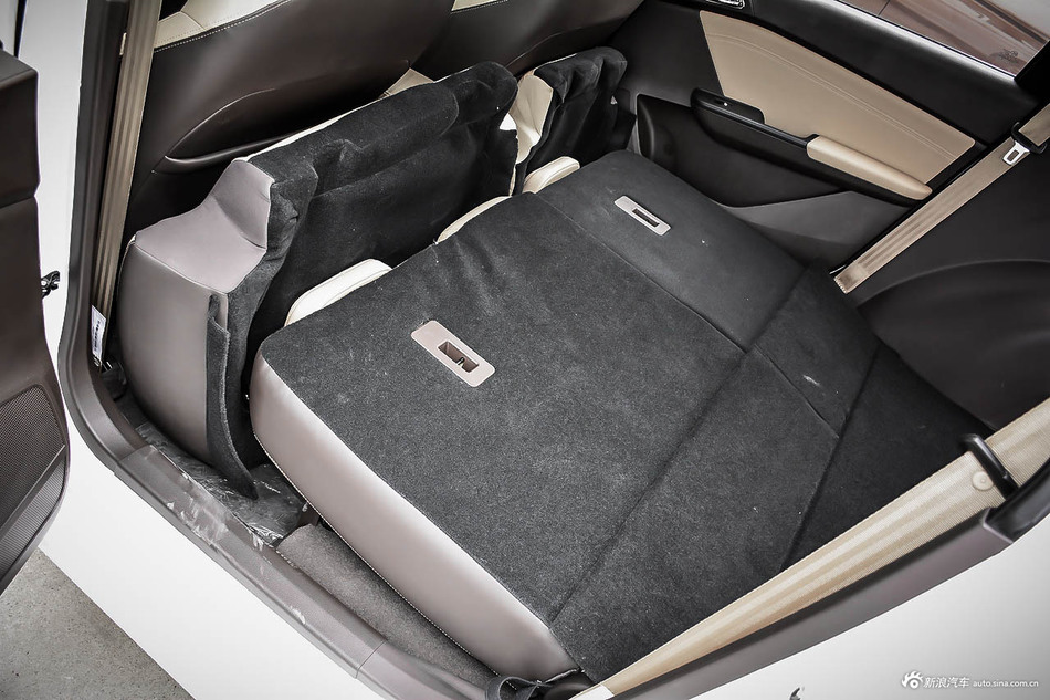 宇宙最便宜旅行车竟不到4万 抢先实拍宝骏310w