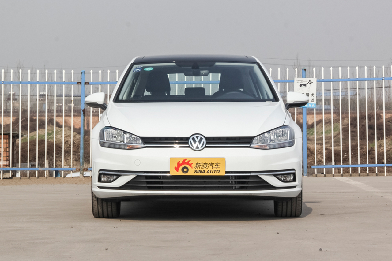 2018款高尔夫1.4t自动豪华型230tsi
