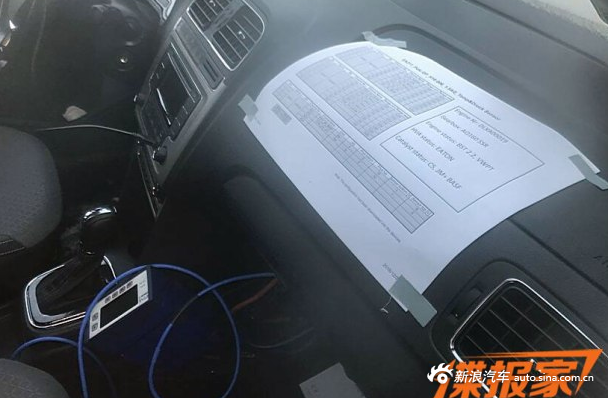 搭载1.5L发动机 曝新款Cross POLO谍照