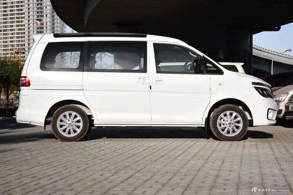 东风风行菱智长春535万起最低92折