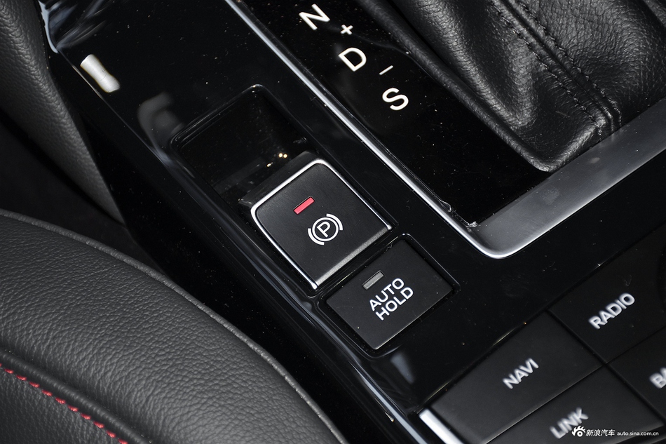 2017款宝沃BX5 1.8T自动四驱尊享型