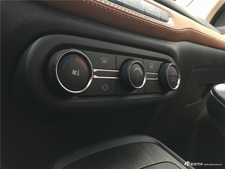 奇瑞瑞虎7-耀领版