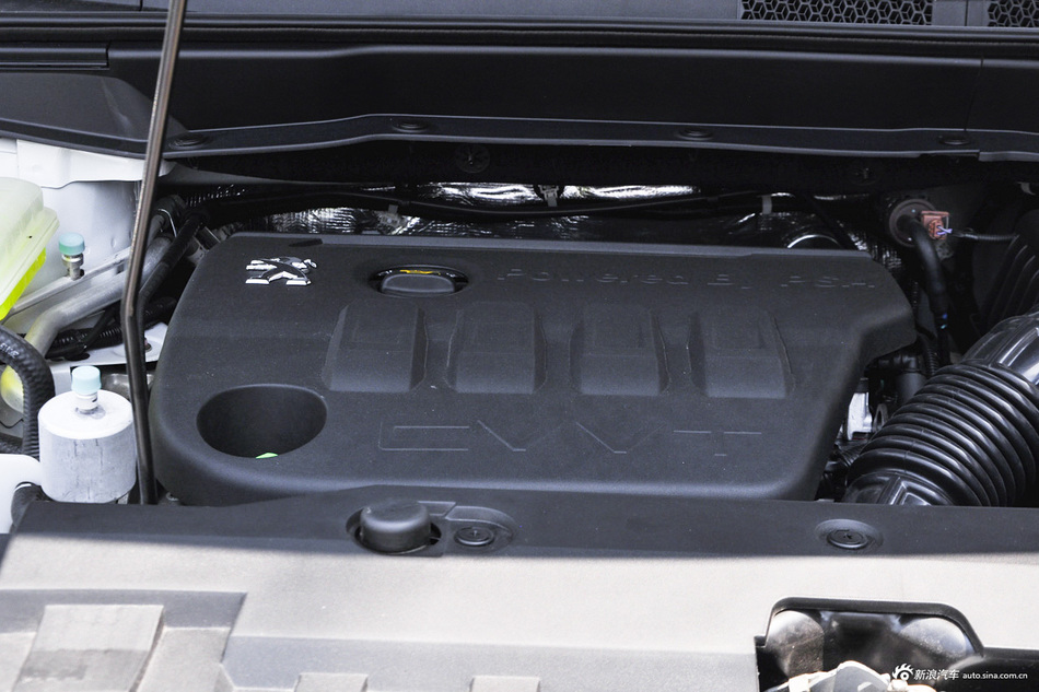 2016款东风风神AX7 2.3L自动智尊型