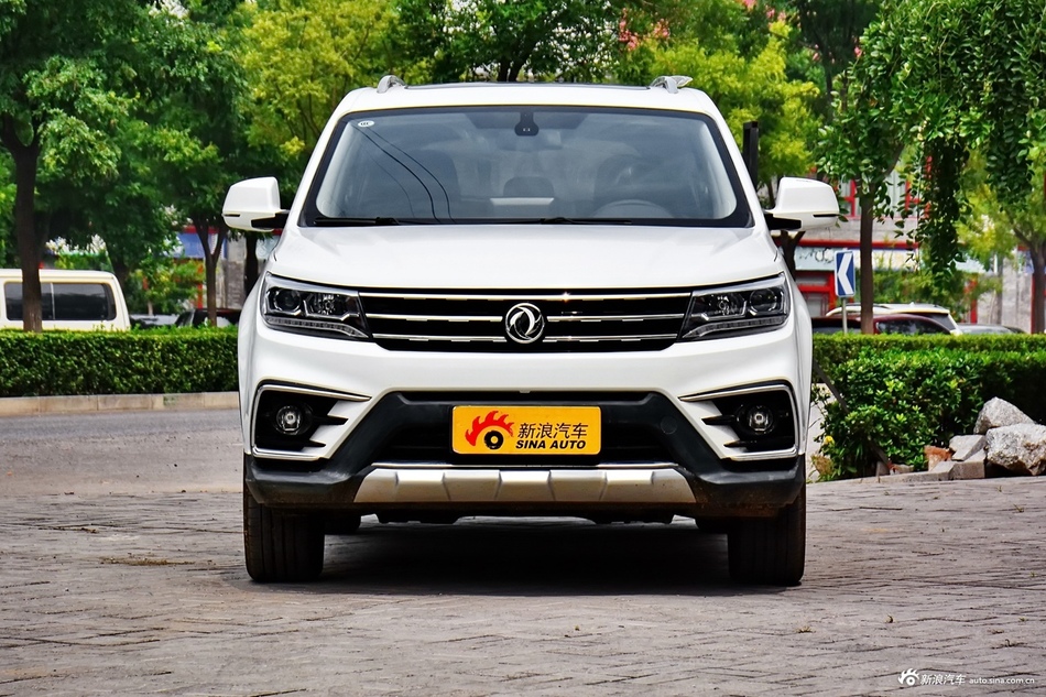 10月限时促销东风风行景逸x5重庆最高优惠071万