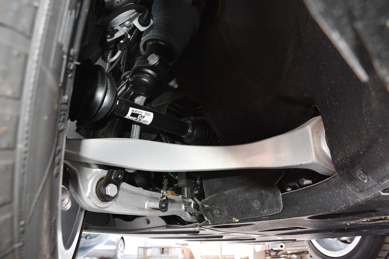 新车展厅:到店实拍新款奥迪a8