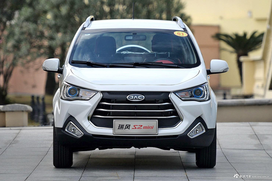 最便宜SUV上市仅售4万.汽车似白菜