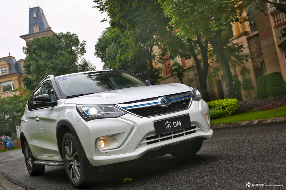 试驾比亚迪宋DM