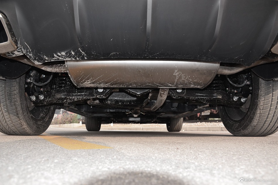 2017款众泰SR9 2.0T 自动极致之梦版（米色）