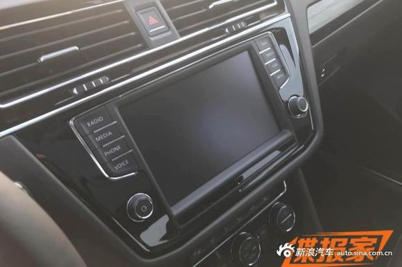 预计明年一季度发布 途观L内饰谍照曝光