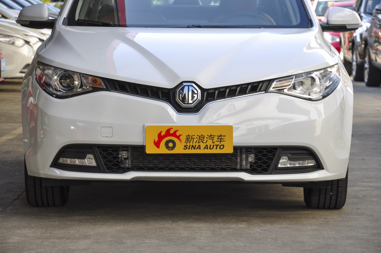 2016款名爵锐行1.5l自动超值豪华版