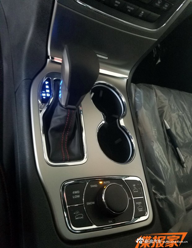 近期上市 新款大切诺基Trailhawk实车