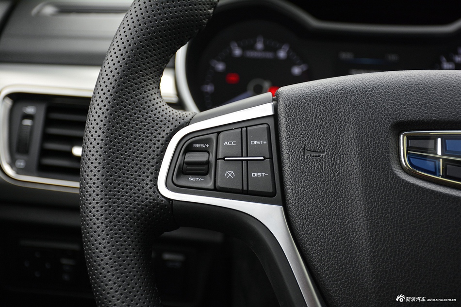 2017款吉利帝豪GL 1.3T自动旗舰型