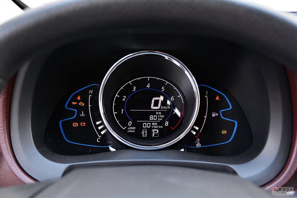 2017款启辰M50V 1.6L