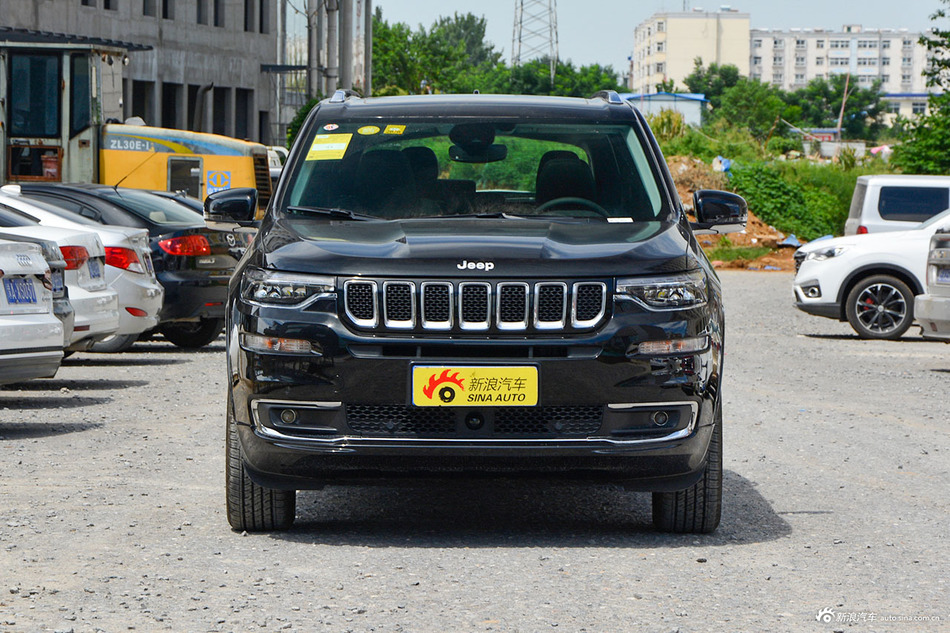 jeep大指挥官太原26.80万起,最低9.6折