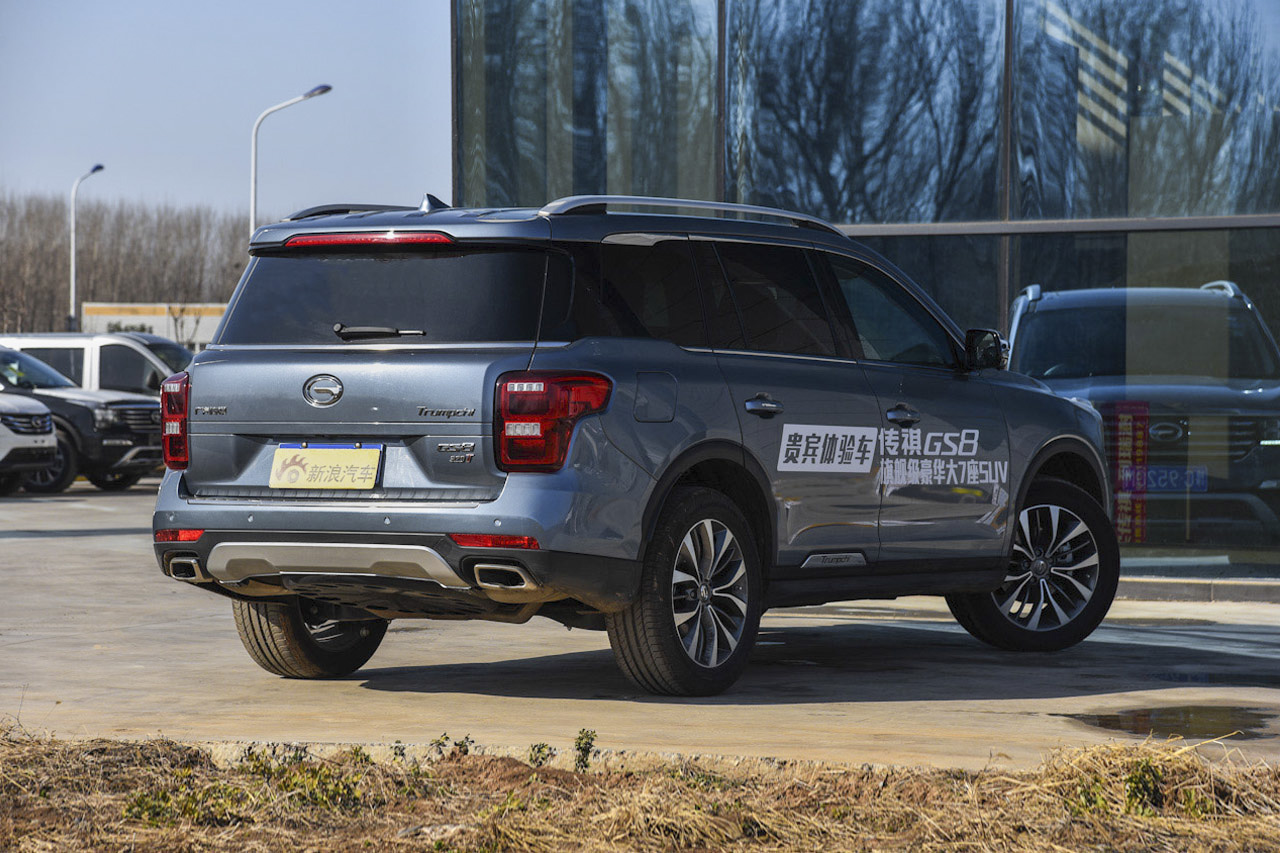 【传祺gs8冰川蓝图片-高清实拍图】 -新浪汽车