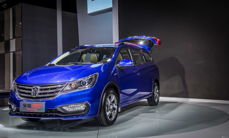 旅行车变白菜价 宝骏310Wagon热度超路虎星脉