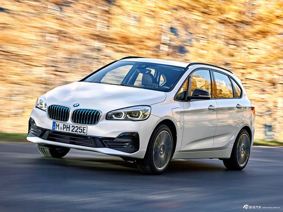 图集|宝马2系225xe官图发布 7s内破百