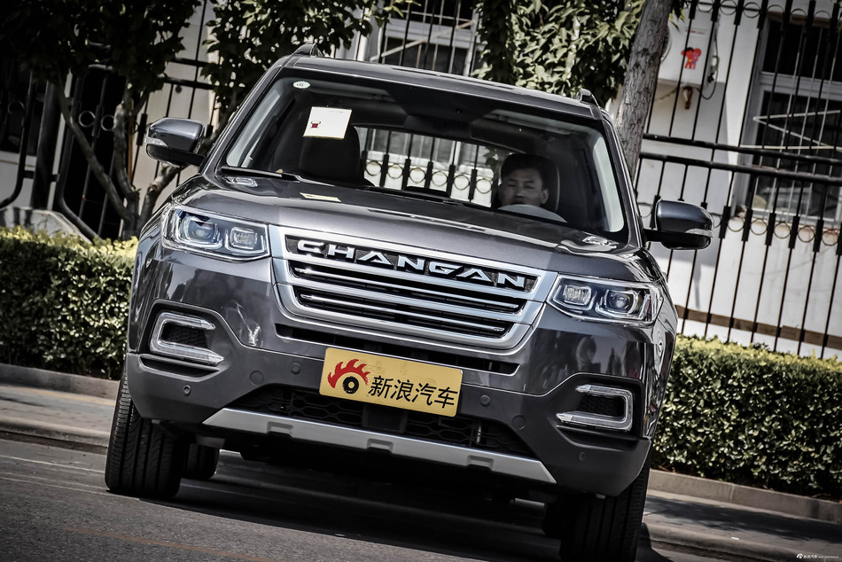 15万7座中大型SUV 长安CS95成自主汉兰达！