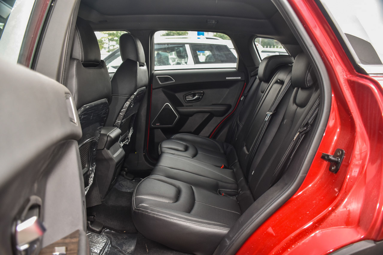 【陆风x7空间图片】陆风x7空间高清实拍图 -新浪汽车