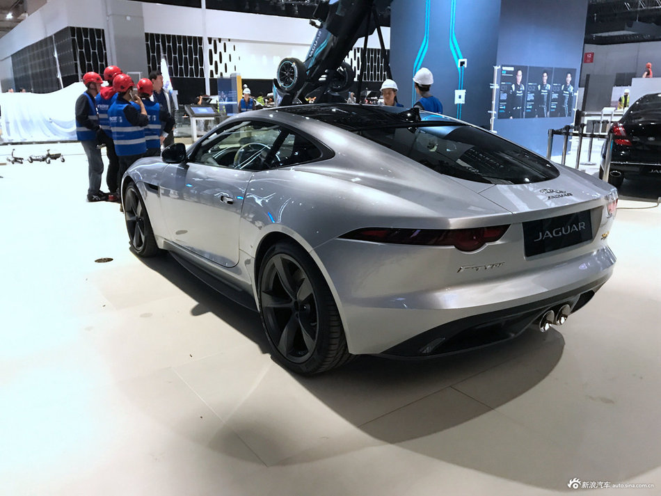 新款捷豹F-TYPE
