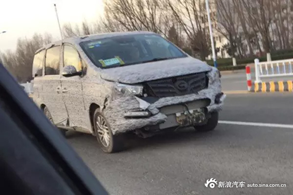 广汽传祺GM8最新谍照曝光