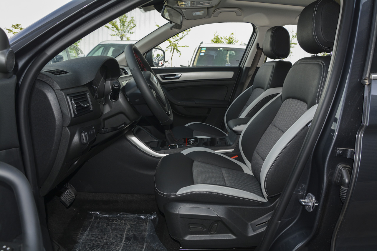 2018款观致5 suv 1.6t自动尊贵型