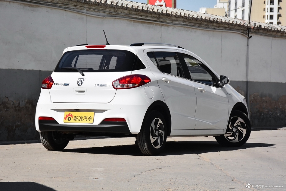 10月限时促销宝骏310宁波最高优惠009万