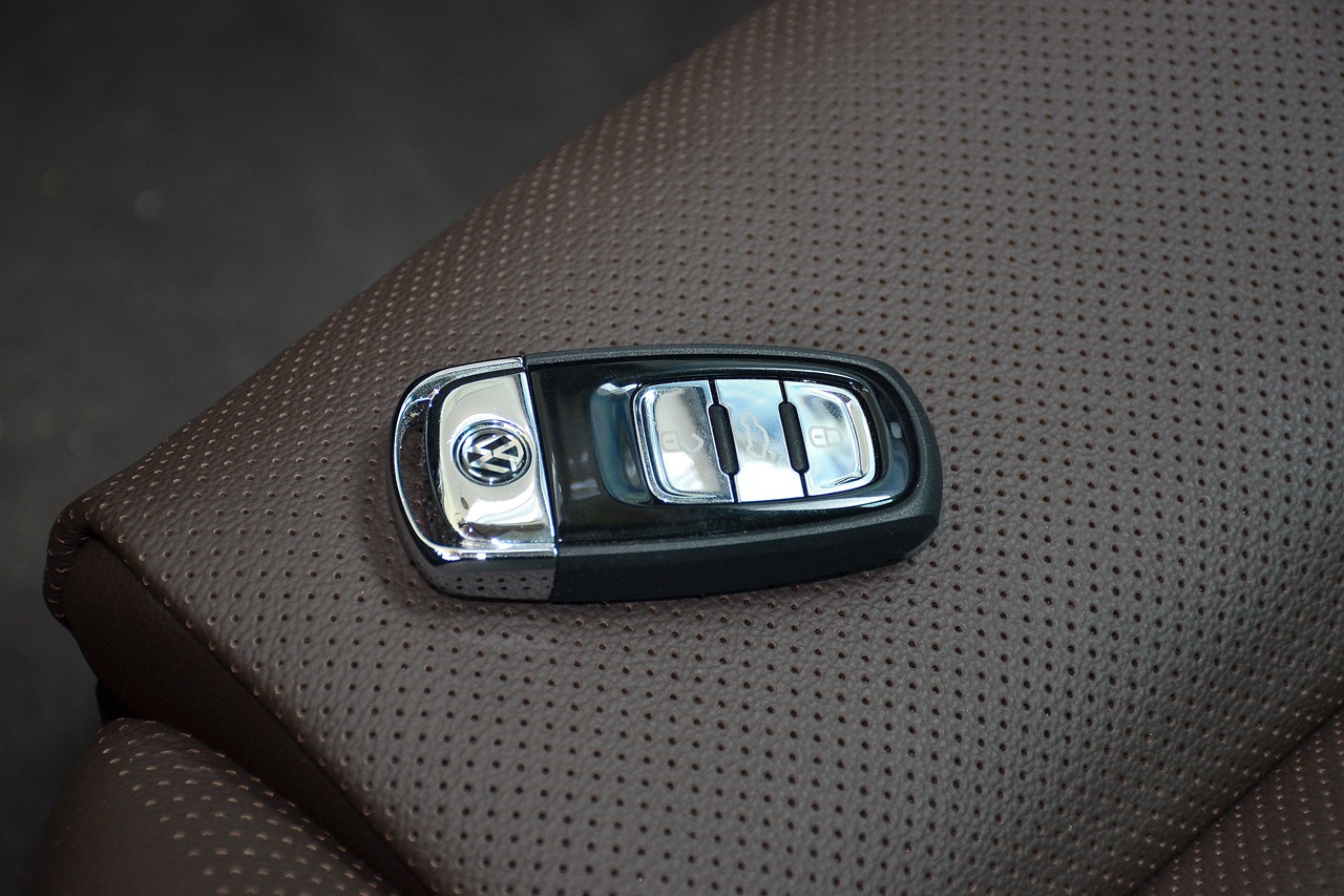 2016款辉昂2.0t两驱至尊版380tsi