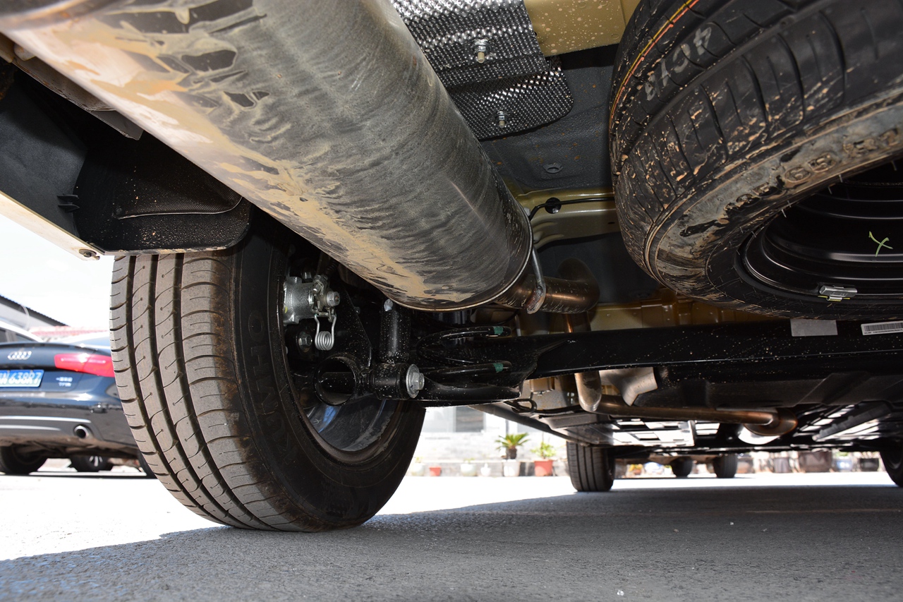 2018款宝骏360 1.5l自动豪华型国v