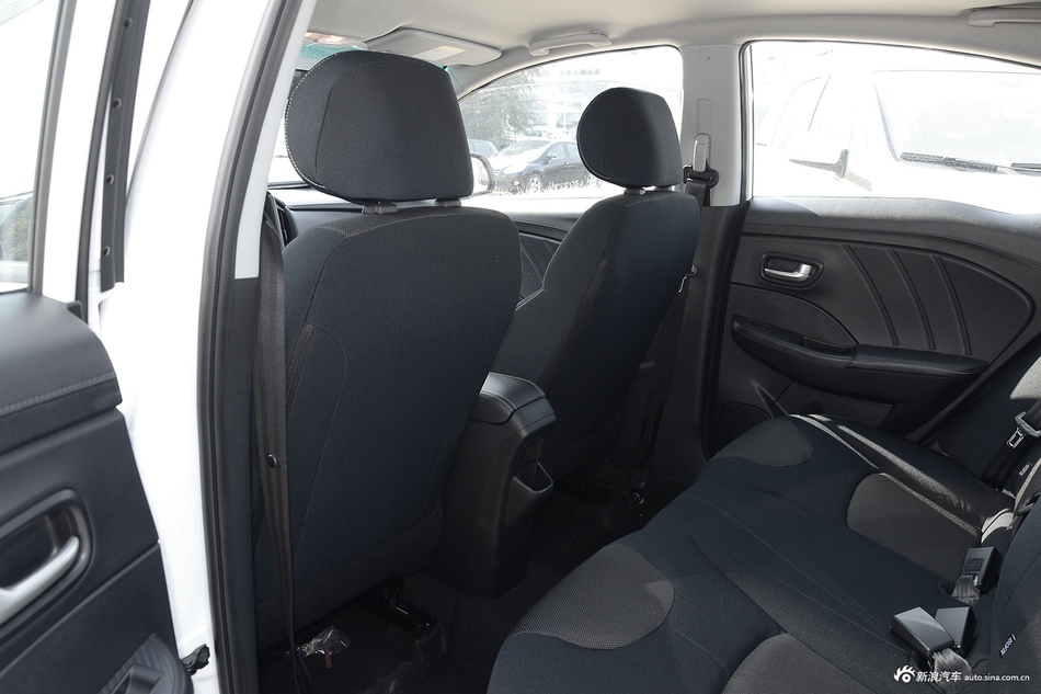  2016款纳智捷锐3 1.6L手动智享型