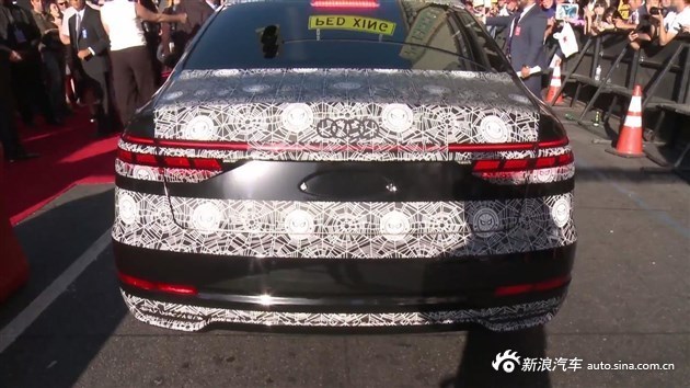 奥迪全新A8低伪实车亮相