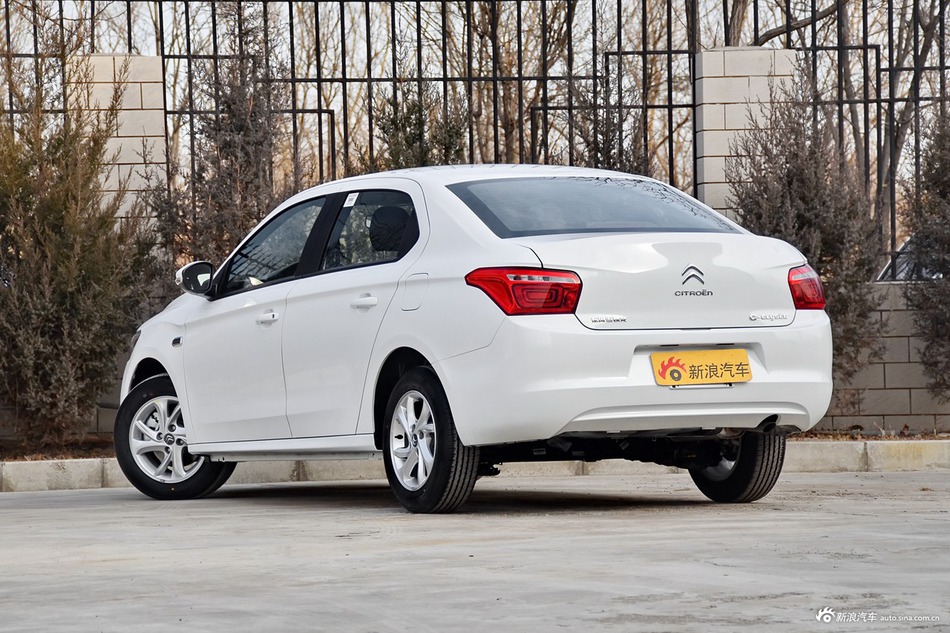 2017款全新爱丽舍1.6L手动时尚型