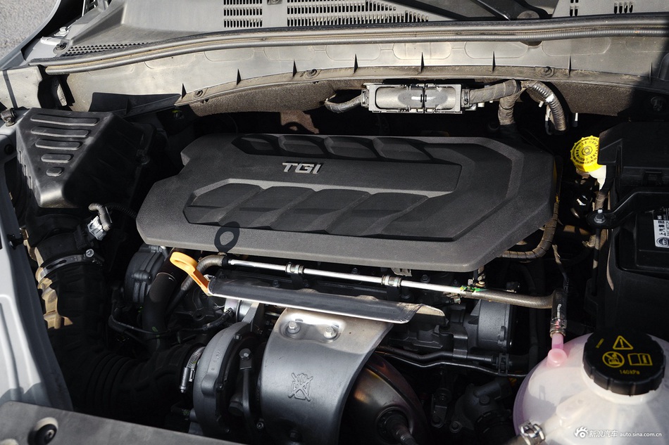 2016款荣威RX5 30T自动两驱互联网智享版