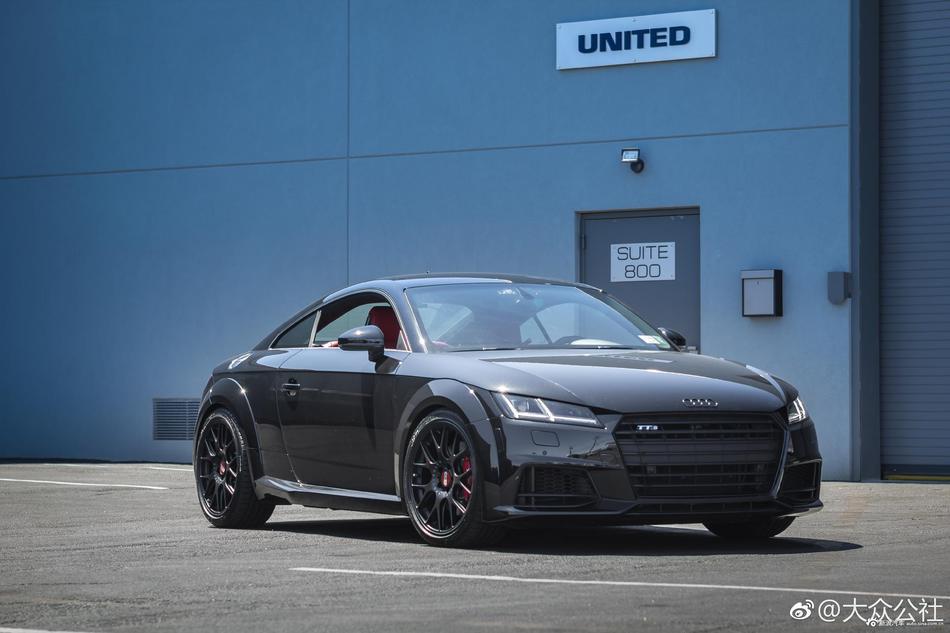 黑武士! 奥迪tts