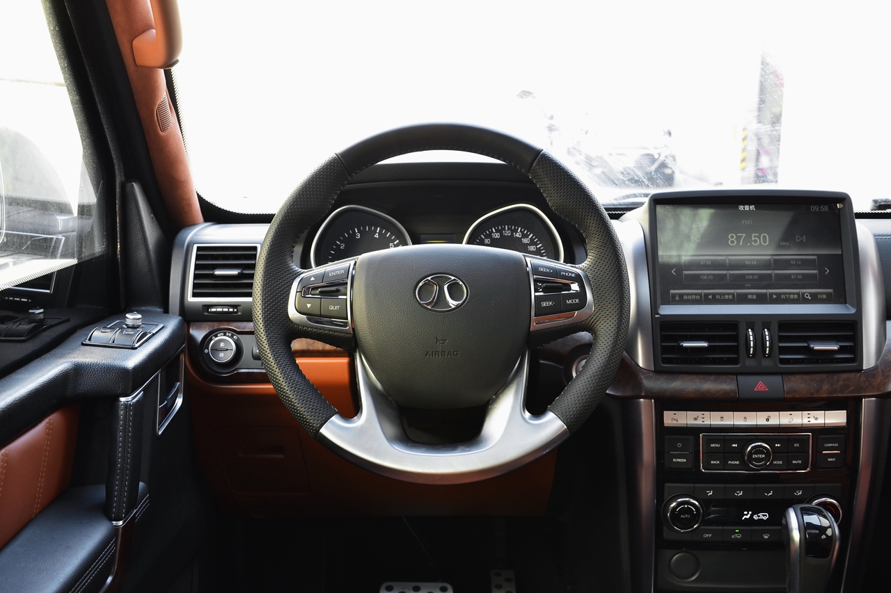 3t捍卫者_综合图/外观图/内饰图/图解 -新浪汽车