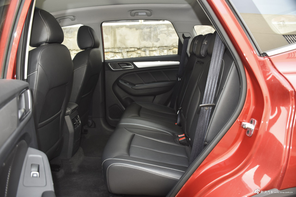 2016款荣威RX5 30T自动两驱互联网智享版
