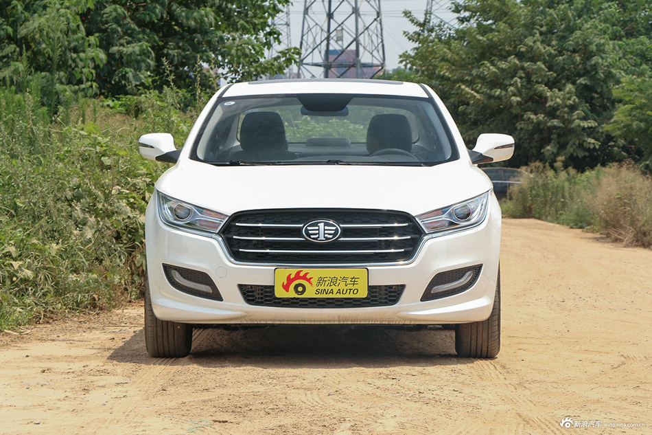 新车718万起奔腾b50哈尔滨地区促销