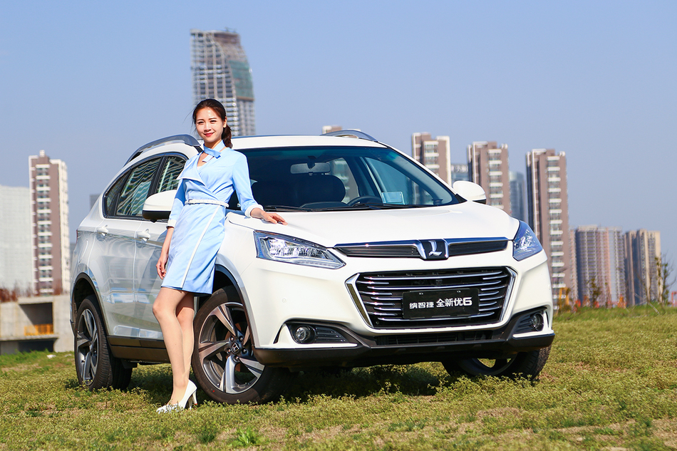 体验试驾全新优6