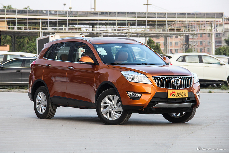 北汽威旺s50哈尔滨724万起最高优惠100万