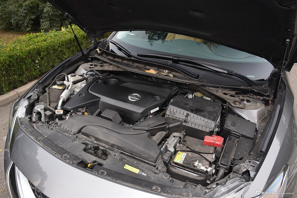 2016款西玛 2.5L自动XV至尊版 钨钢灰