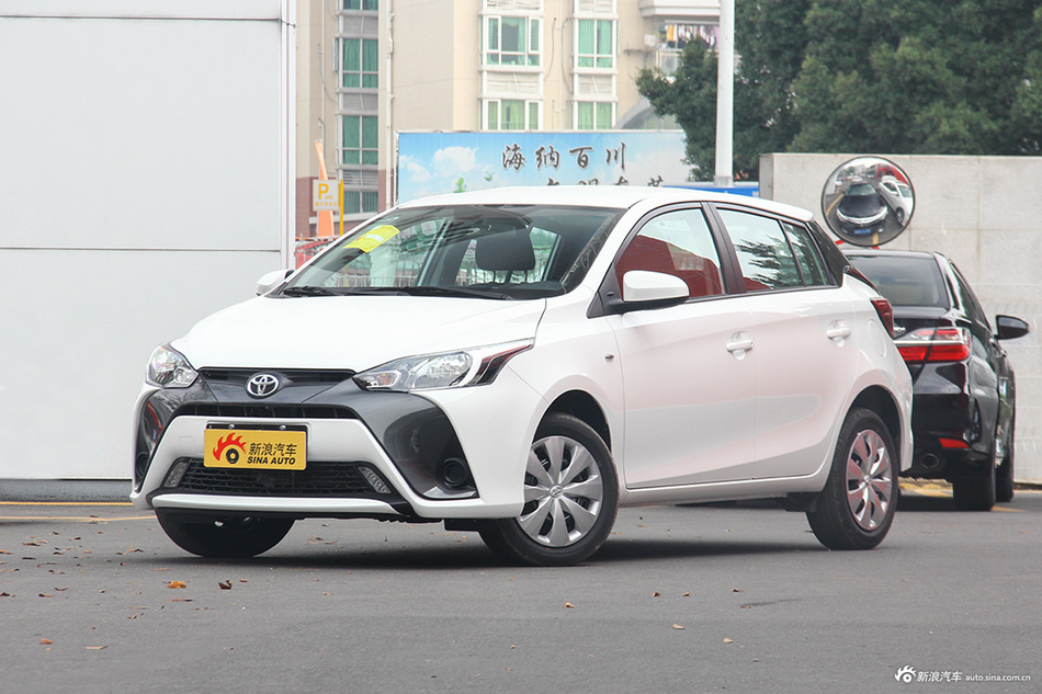 2016款YARiS L致炫1.5L自动魅动版