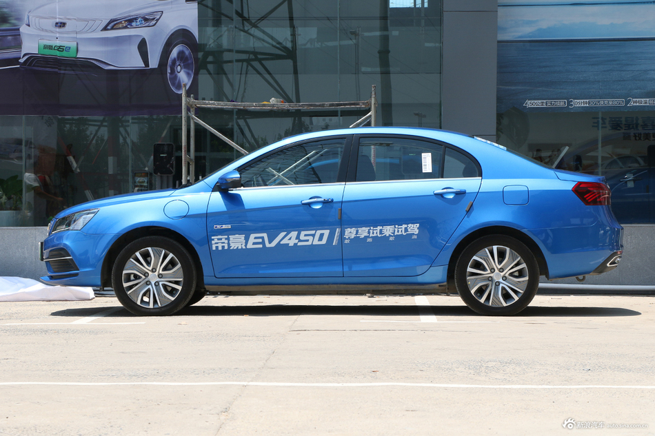 价格来说话，9月新浪报价，几何汽车帝豪EV全国新车12.93万起