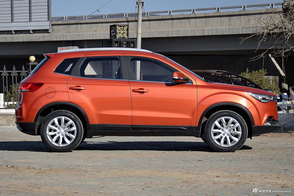 2017款奔腾X40 1.6L手动