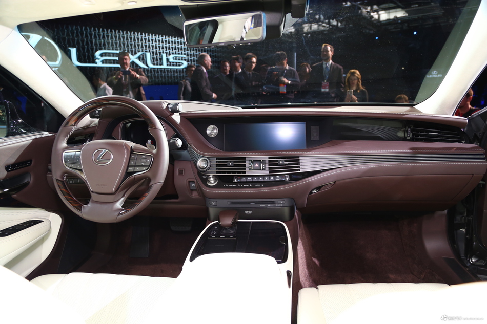 雷克萨斯LS