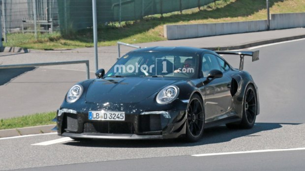 911 GT2 RS谍照