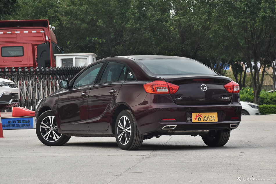 价格低卖得好海马汽车海马m6最高直降084万